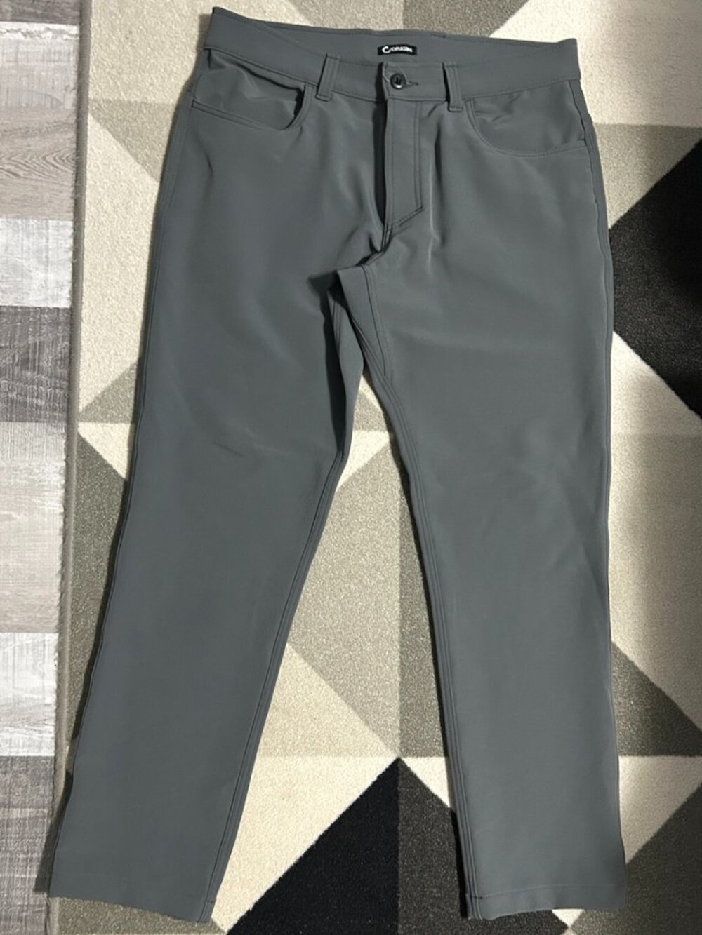 ORIGIN Gray VRSA Lite Stretch Poly Pants STRAIGHT *See Minor Flaw* Men's 36 X 32